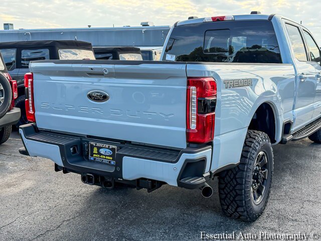 Certified 2026 Ford F250 XLT w/ XLT Premium Package AWD/4WD image 7