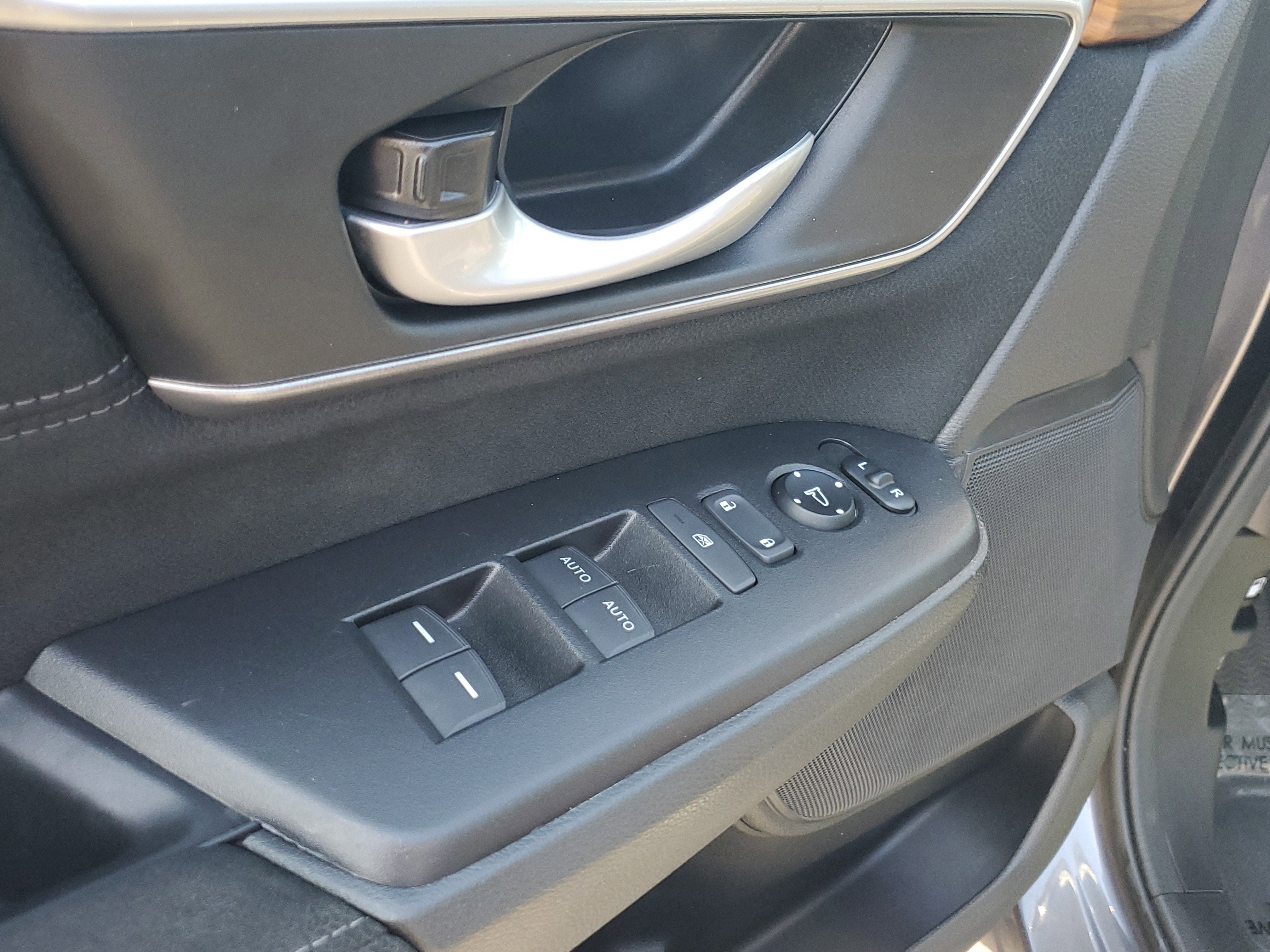 Used 2021 Honda CR-V EX image 19