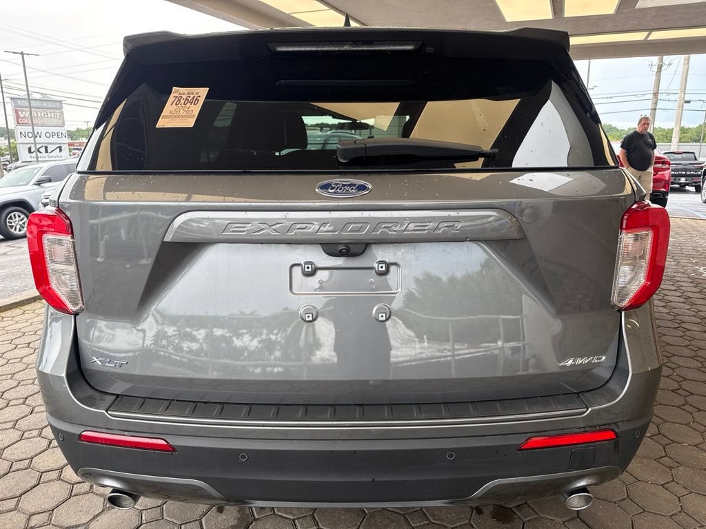 Certified 2024 Ford Explorer XLT w/ Equipment Group 202A AWD/4WD image 7