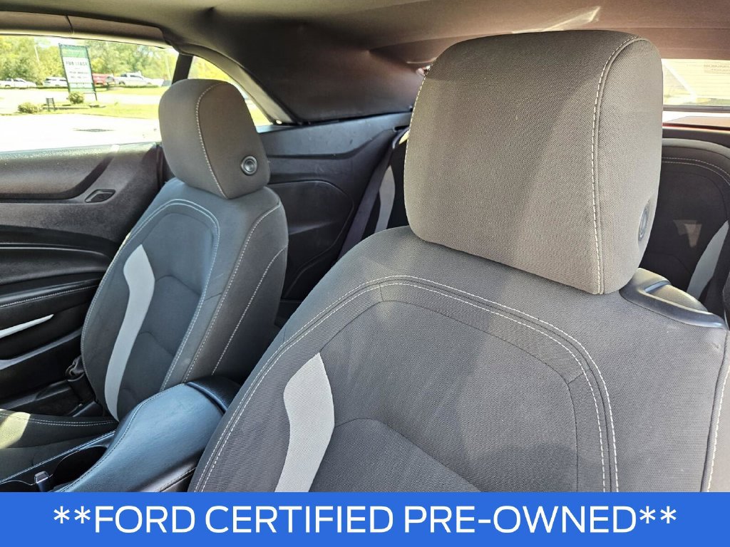 Used 2020 Chevrolet Camaro LT RWD image 16