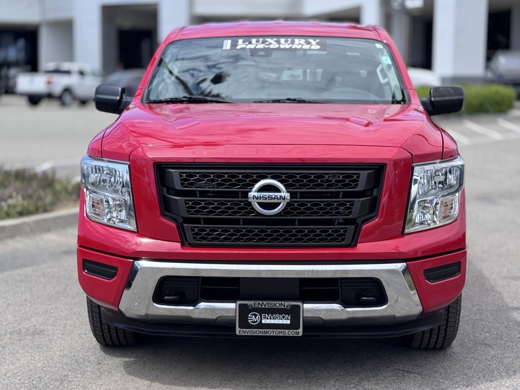 Used 2022 Nissan Titan SV image 6