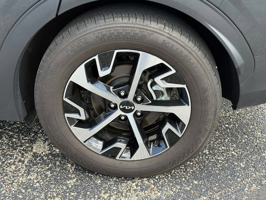 Used 2025 Kia Sportage EX FWD image 39