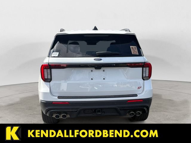 Certified 2025 Ford Explorer ST AWD/4WD image 4