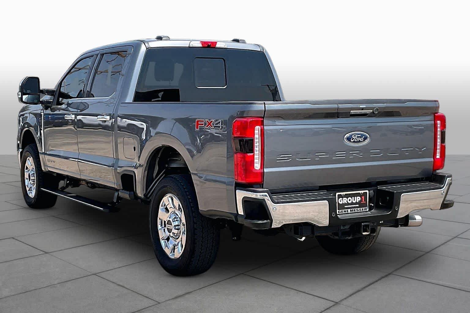 Certified 2024 Ford F250 Lariat w/ Lariat Ultimate Package AWD/4WD image 12