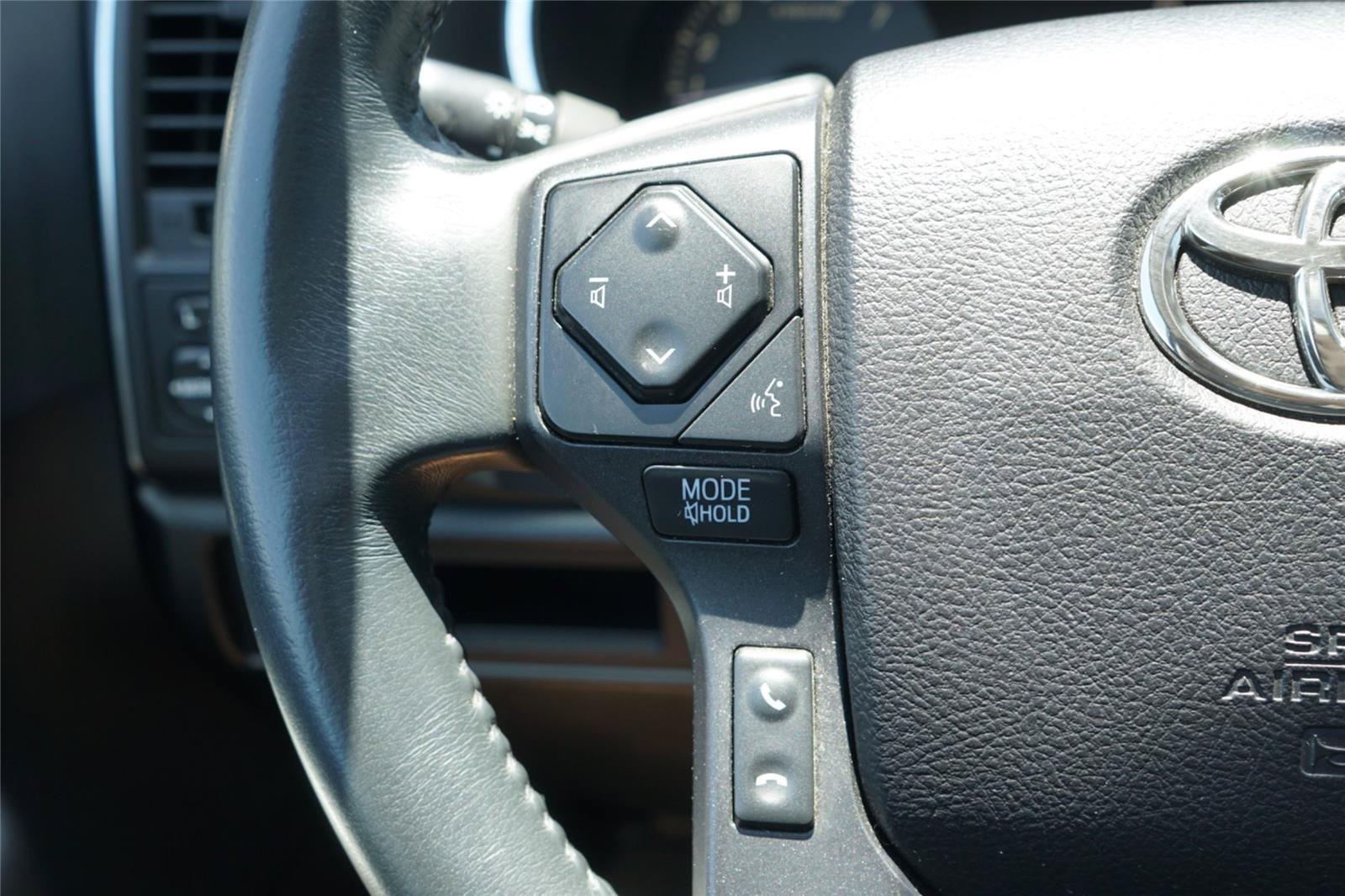 Used 2021 Toyota Sequoia TRD Sport w/ TRD Sport Premium Package AWD/4WD image 17