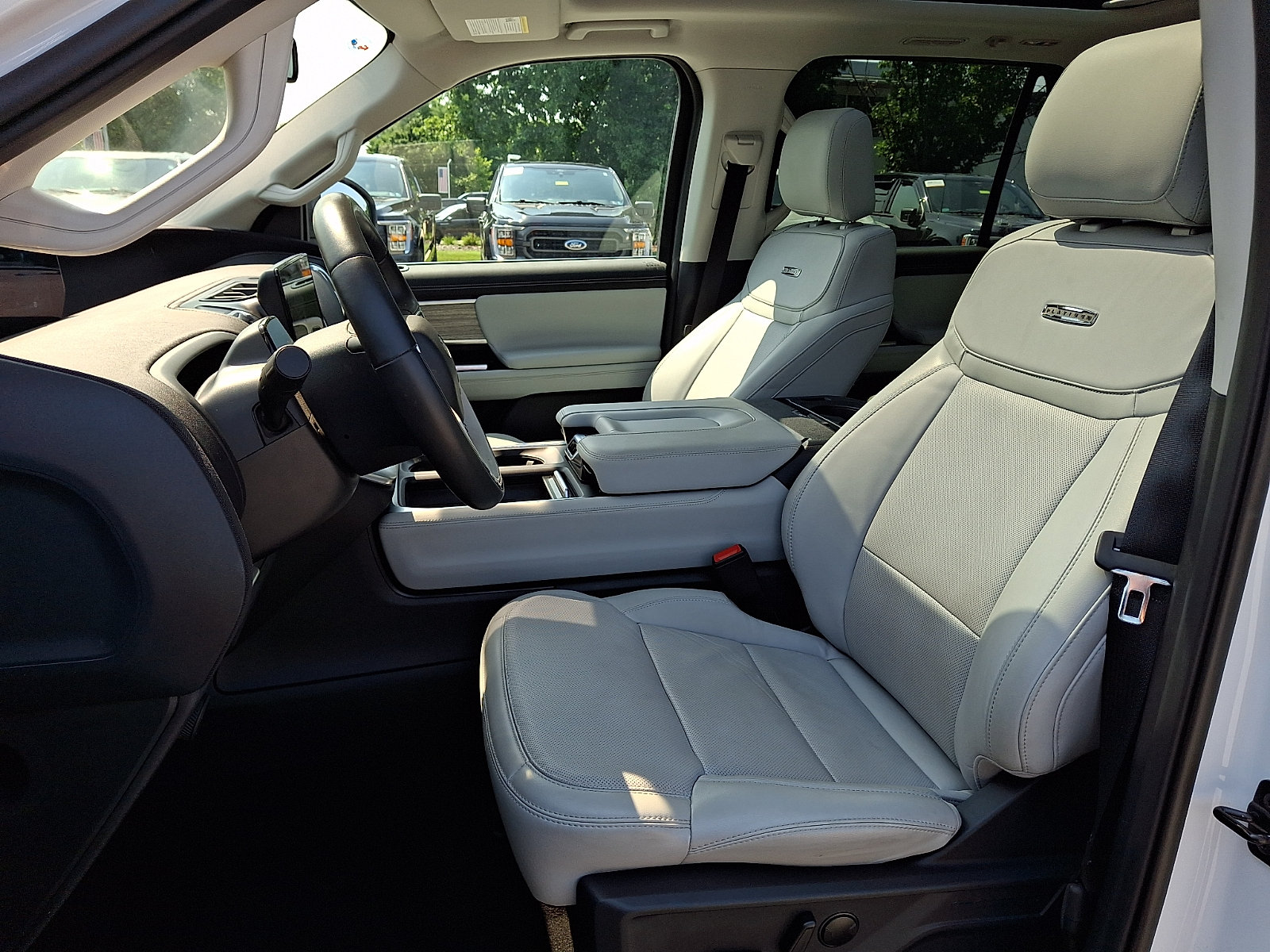 Certified 2025 Ford Expedition Max Platinum AWD/4WD image 17