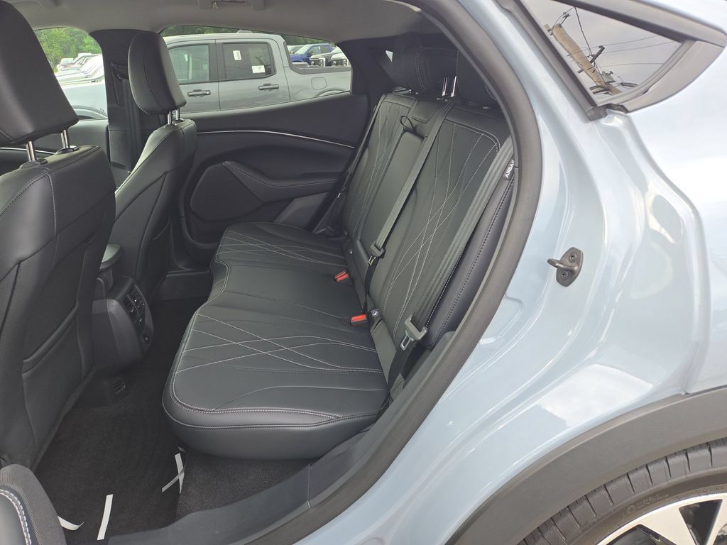Certified 2025 Ford Mustang Mach-E Select w/ Comfort Package Lite AWD/4WD image 4