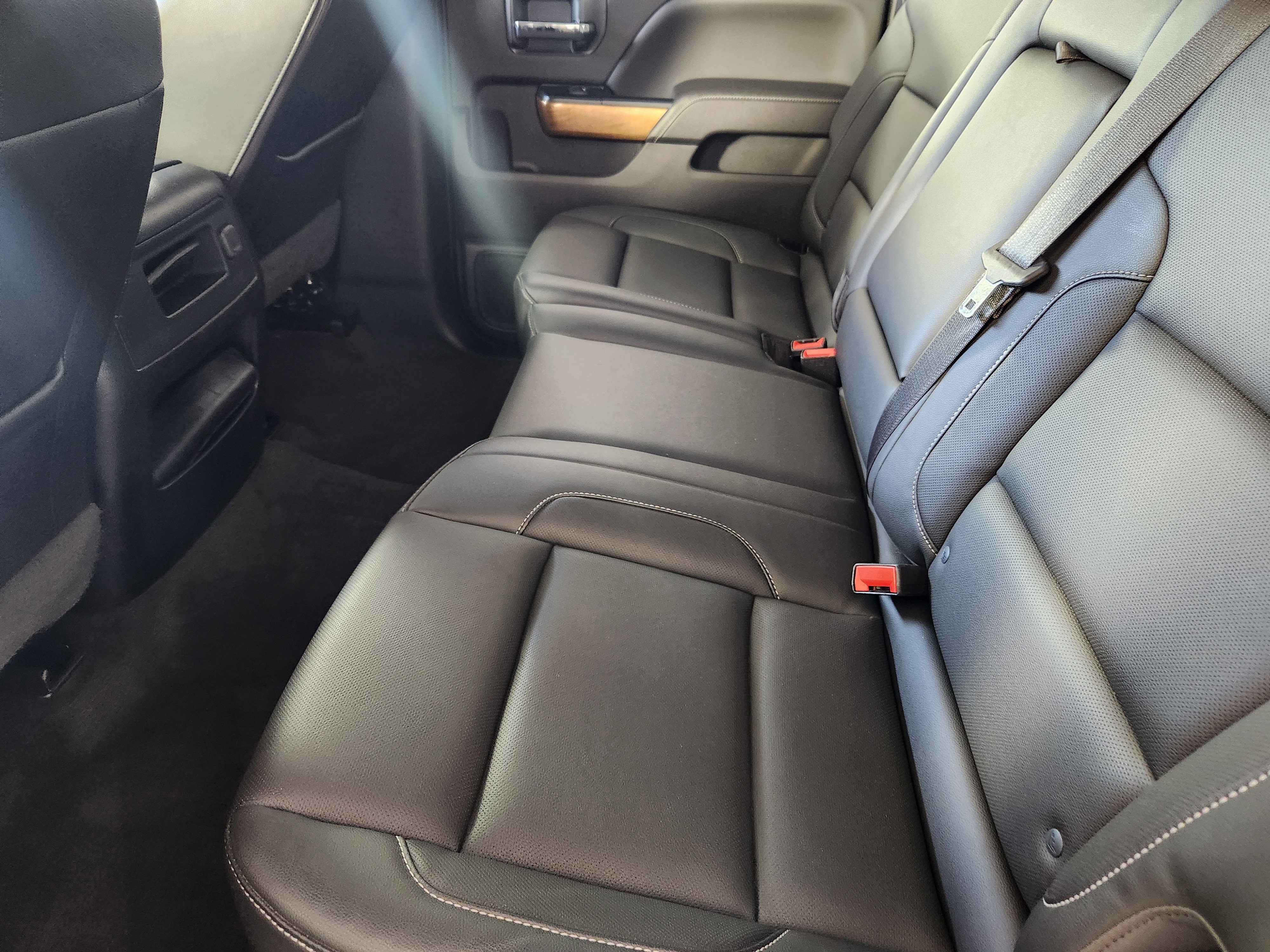 Used 2018 Chevrolet Silverado 1500 LTZ w/ Sport Package image 12