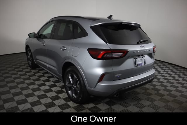 Certified 2024 Ford Escape ST-Line w/ Tech Pack #1 AWD/4WD image 6