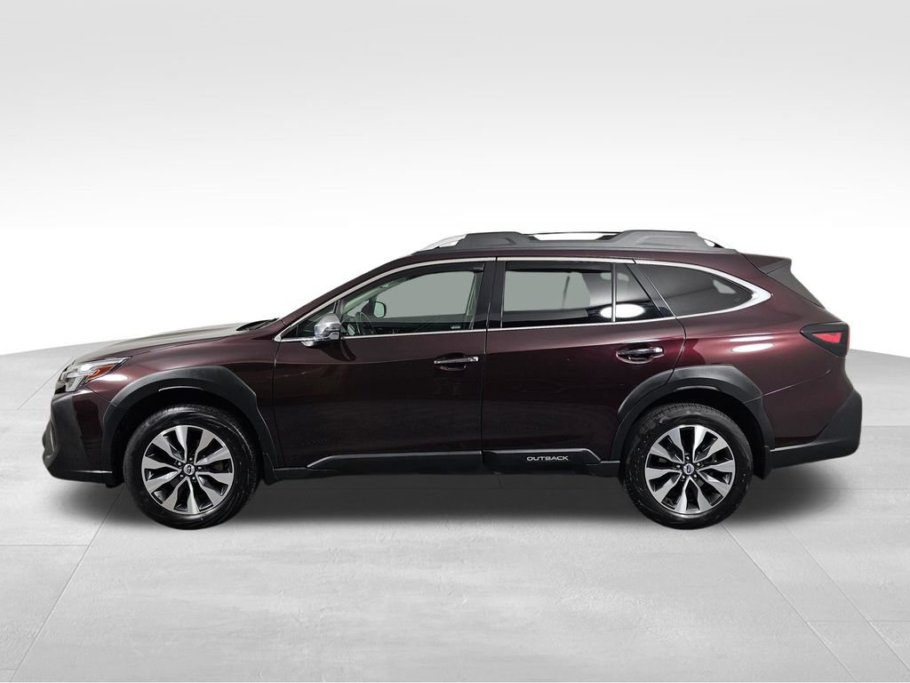 Used 2023 Subaru Outback Touring XT AWD/4WD image 4
