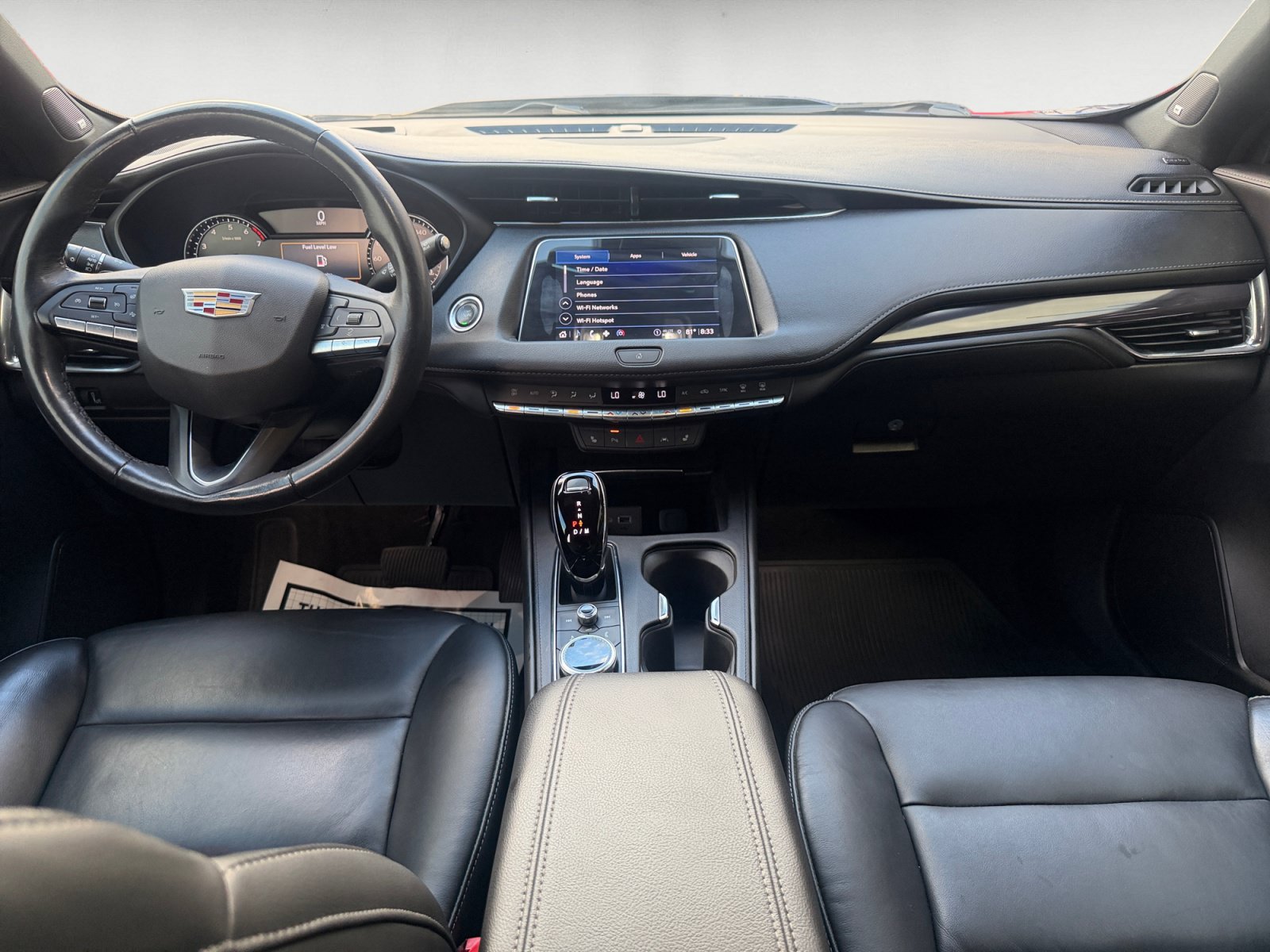 Used 2023 Cadillac XT4 Luxury w/ Cold Weather Package FWD image 14