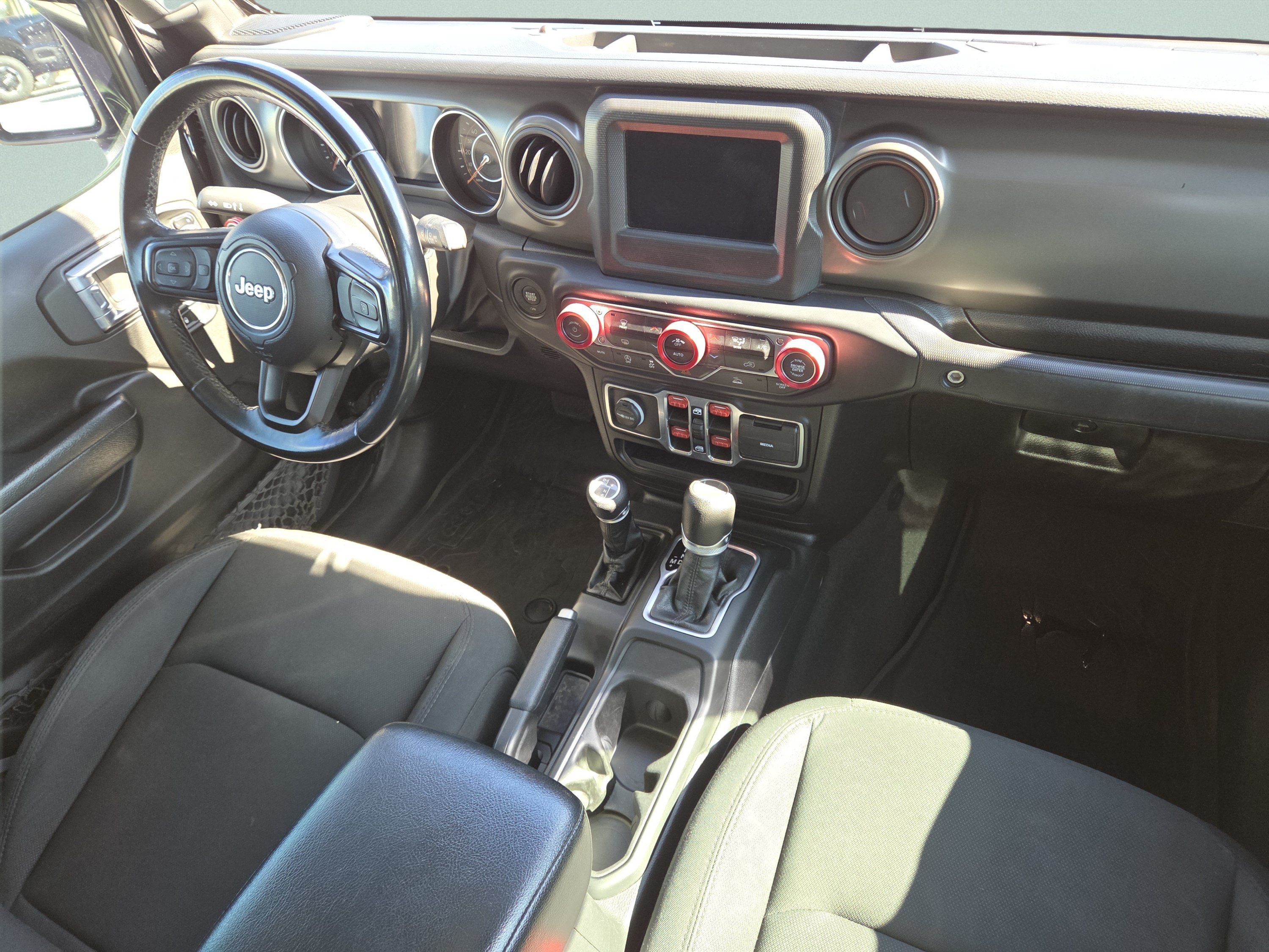 Used 2022 Jeep Gladiator Sport AWD/4WD image 27