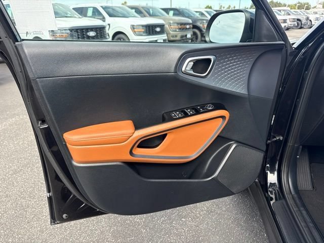 Used 2024 Kia Soul EX w/ Option Group 015 FWD image 13