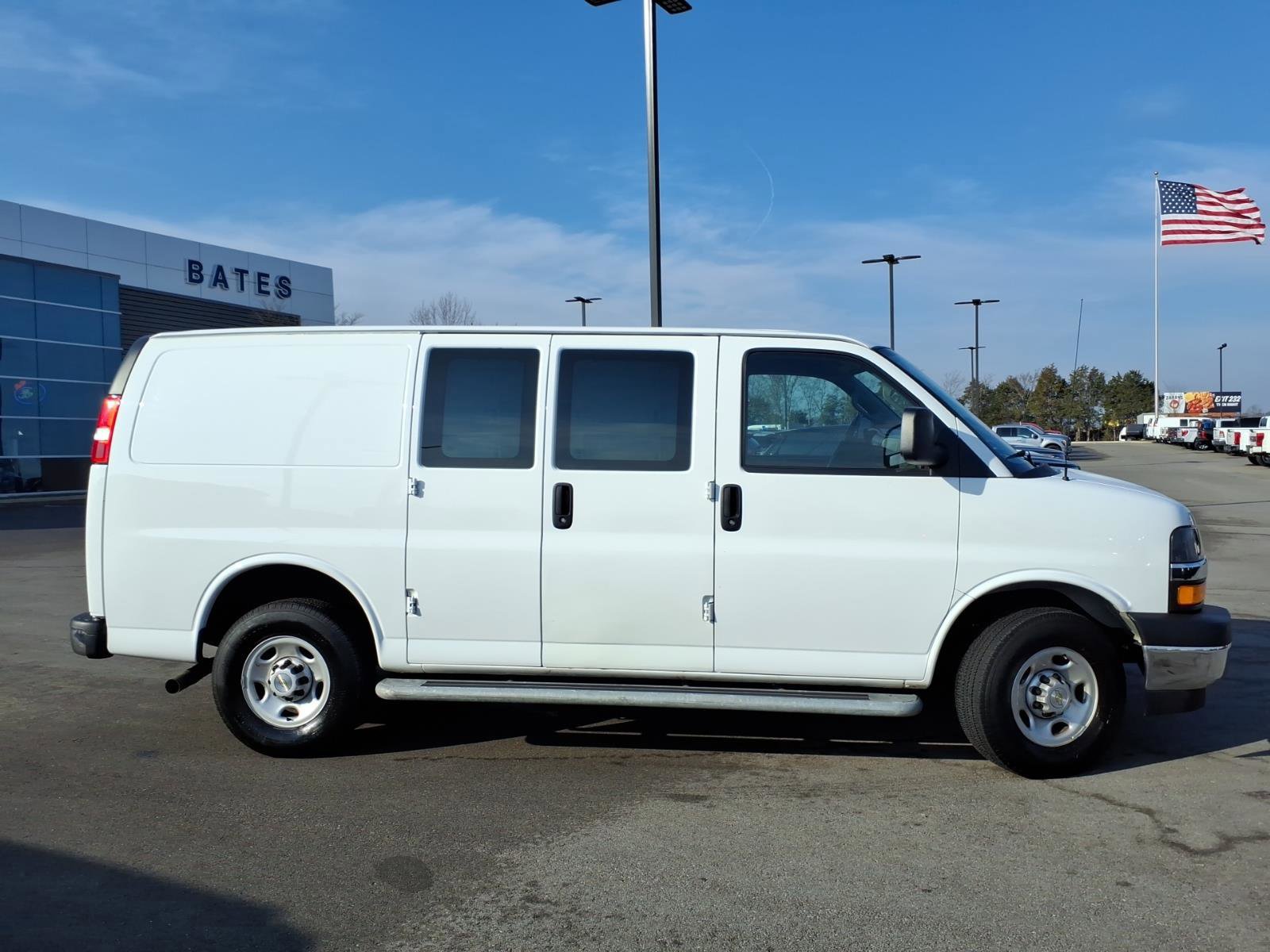Used 2024 Chevrolet Express 2500 w/ Driver Convenience Package image 6