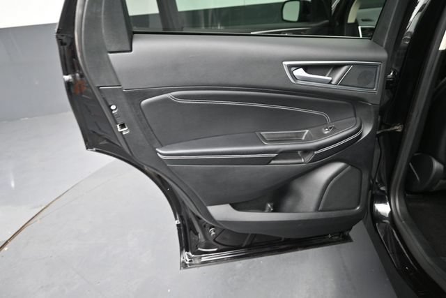Certified 2024 Ford Edge Titanium w/ Equipment Group 301A AWD/4WD image 24