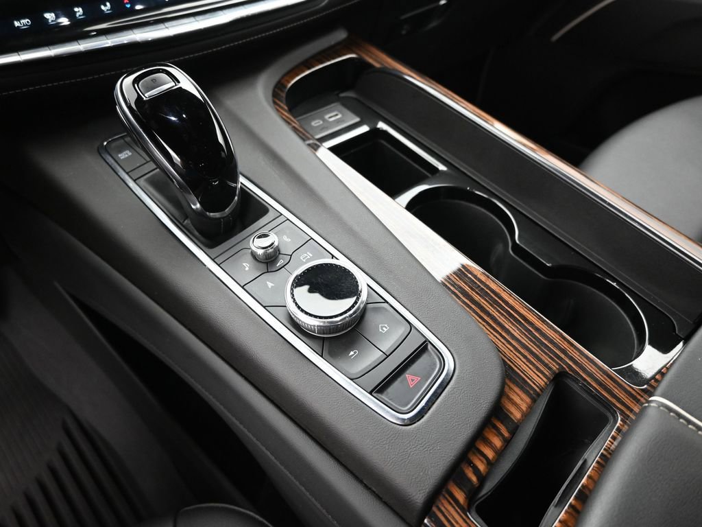 Used 2024 Cadillac Escalade Luxury w/ LPO, Floor Liner Package image 18