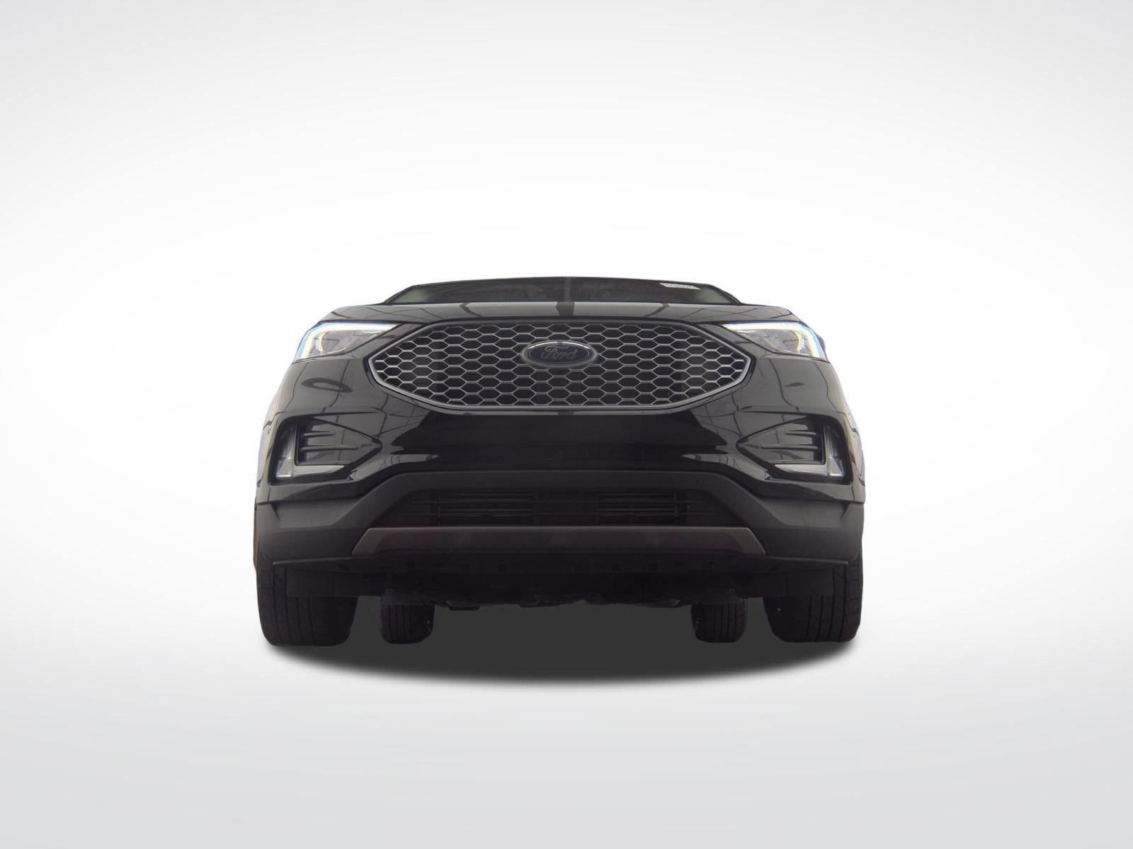 Certified 2024 Ford Edge SEL w/ Convenience Package AWD/4WD image 3