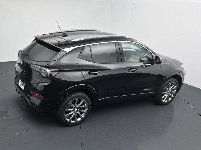 Used 2025 Buick Encore GX Avenir AWD/4WD image 28