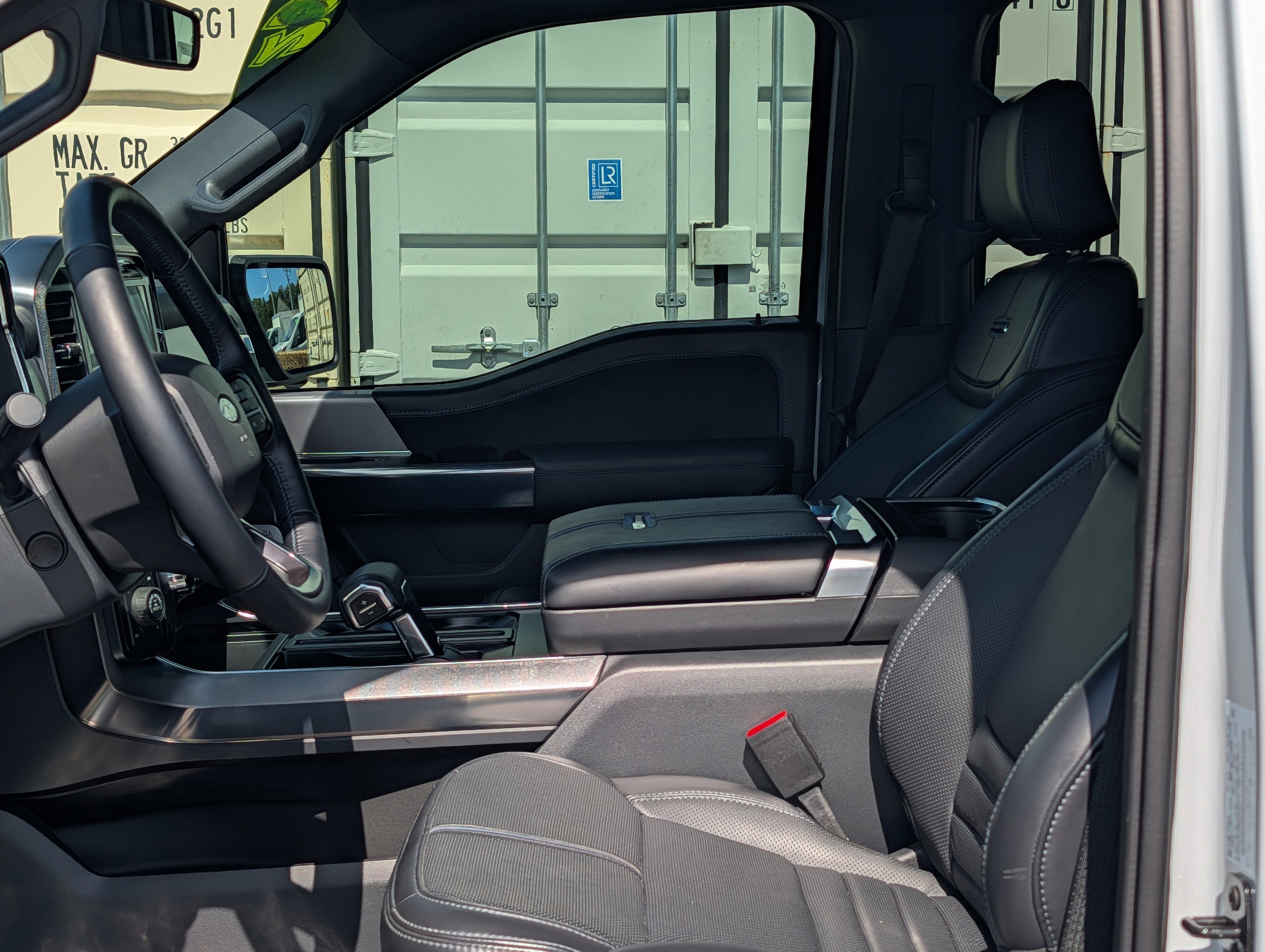 Certified 2025 Ford F150 Platinum AWD/4WD image 23