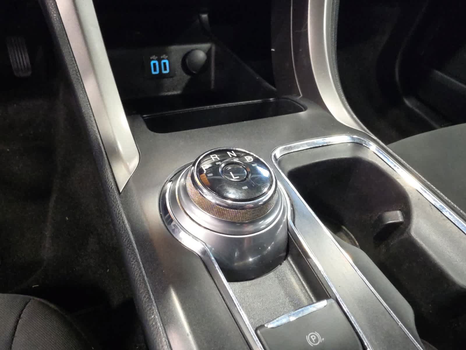 Certified 2020 Ford Fusion SE FWD image 24