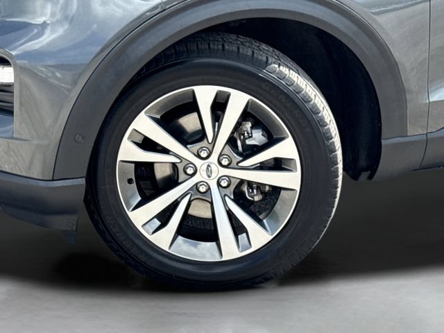 Certified 2020 Ford Explorer Platinum w/ Premium Technology Package AWD/4WD image 47