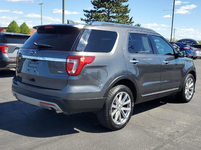 Certified 2017 Ford Explorer Limited AWD/4WD image 4