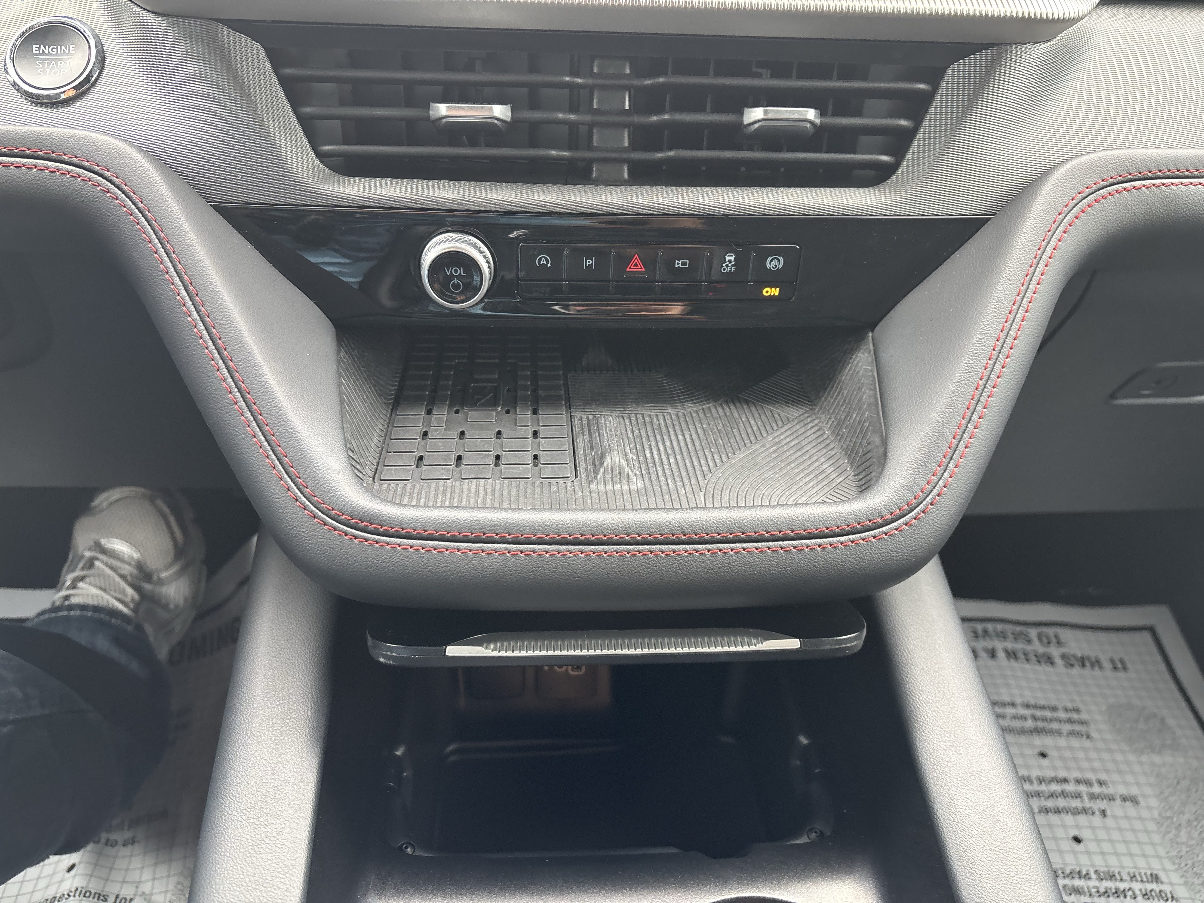 Certified 2025 Ford Explorer ST w/ Sun And Sound Package AWD/4WD image 37