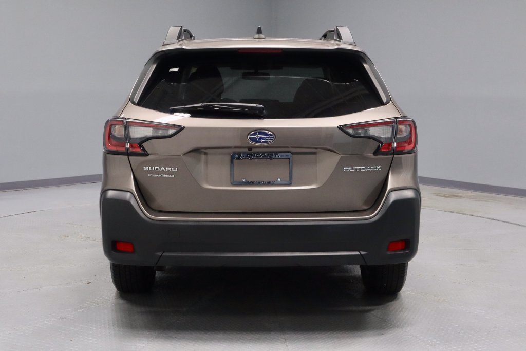 Used 2023 Subaru Outback Premium AWD/4WD image 11
