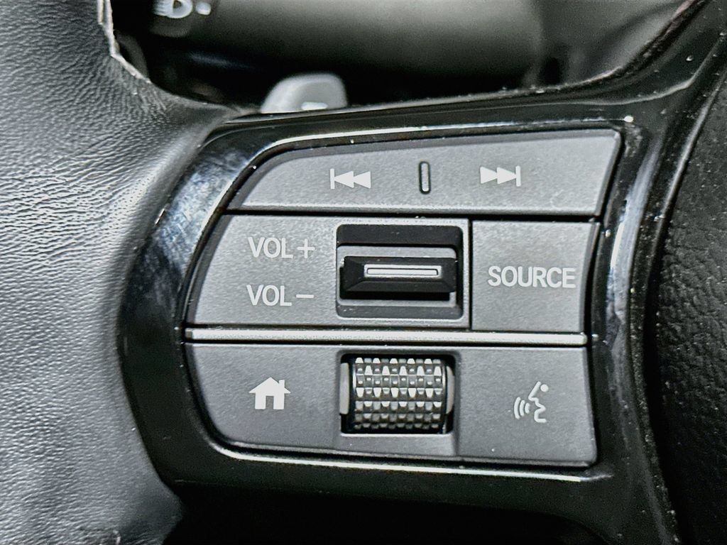 Used 2025 Honda Civic Sport image 33