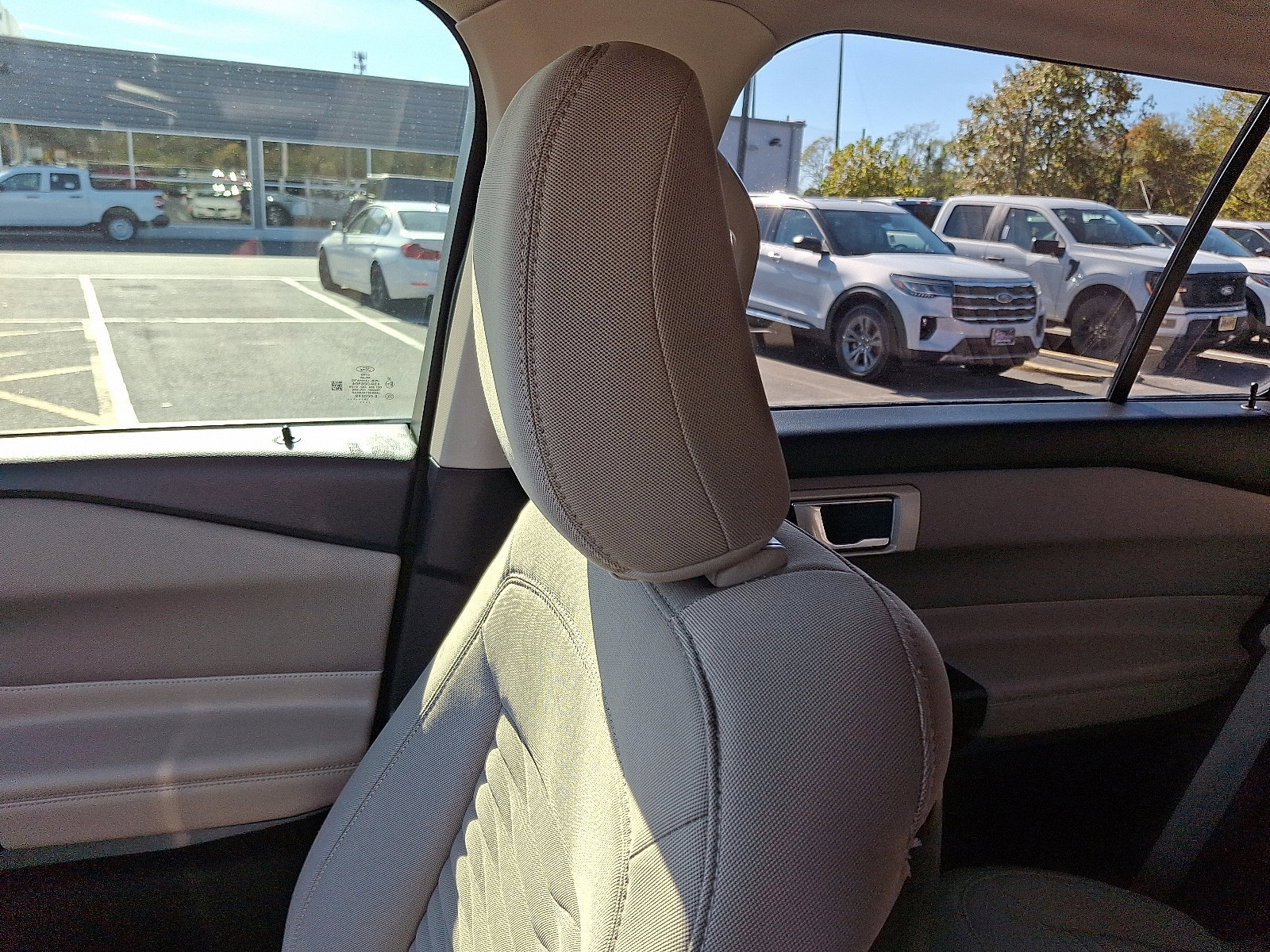 Certified 2020 Ford Explorer XLT w/ Comfort Package image 17