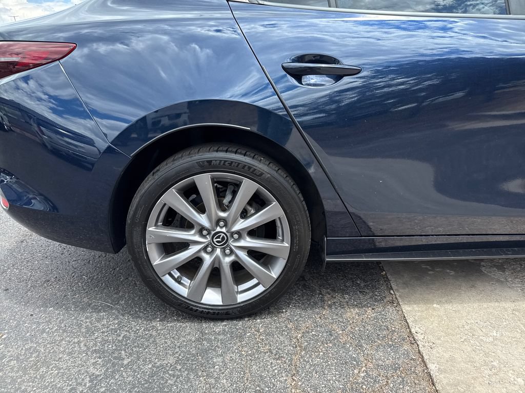 Used 2019 MAZDA MAZDA3 Sedan w/ Select Package FWD image 32