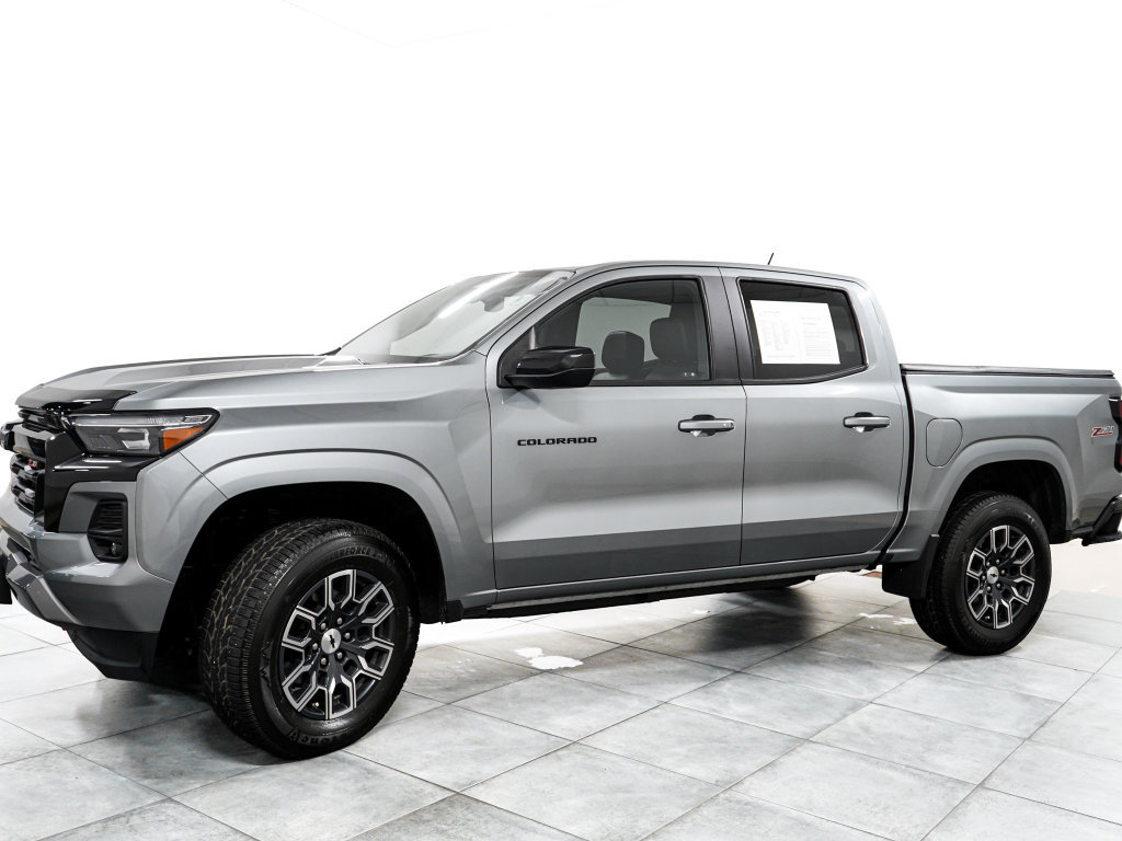 Used 2023 Chevrolet Colorado Z71 w/ Z71 Convenience Package 2 AWD/4WD image 4