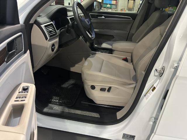 Used 2023 Volkswagen Atlas SE image 11