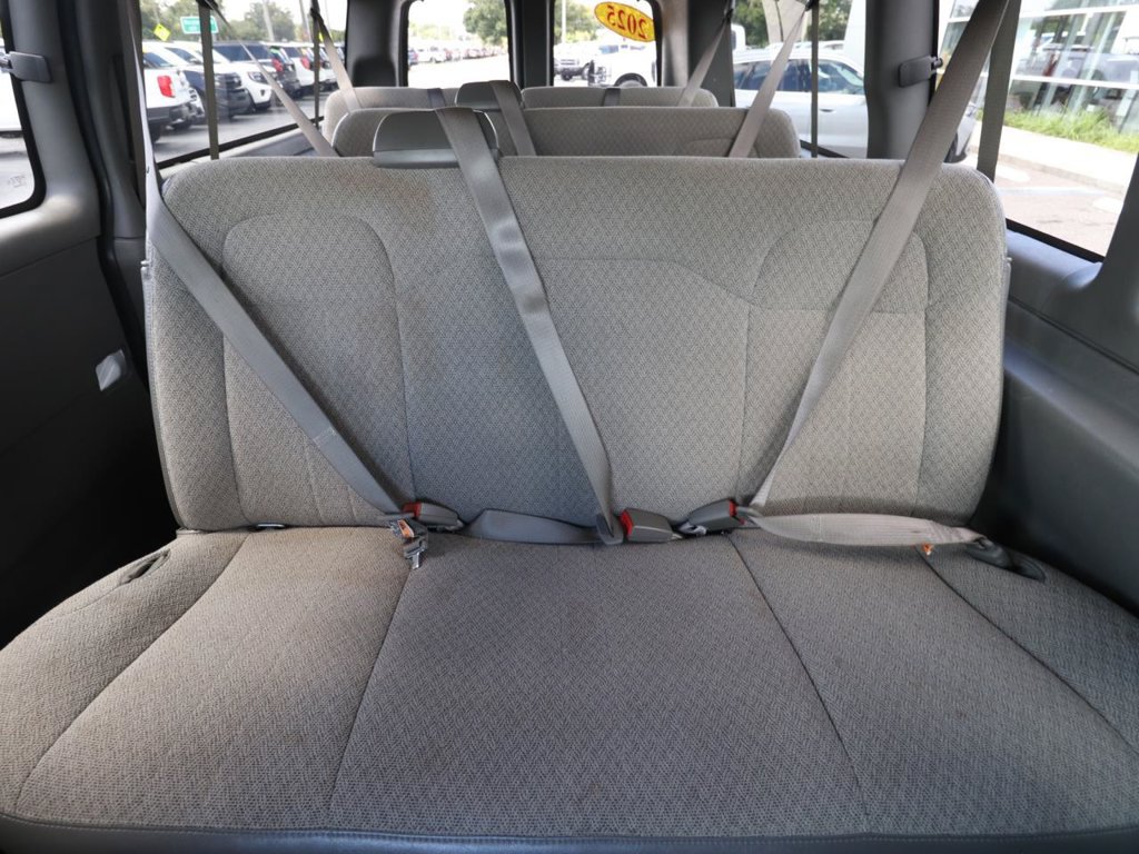 Used 2025 Chevrolet Express 3500 LT w/ LT Preferred Equipment Group RWD image 9