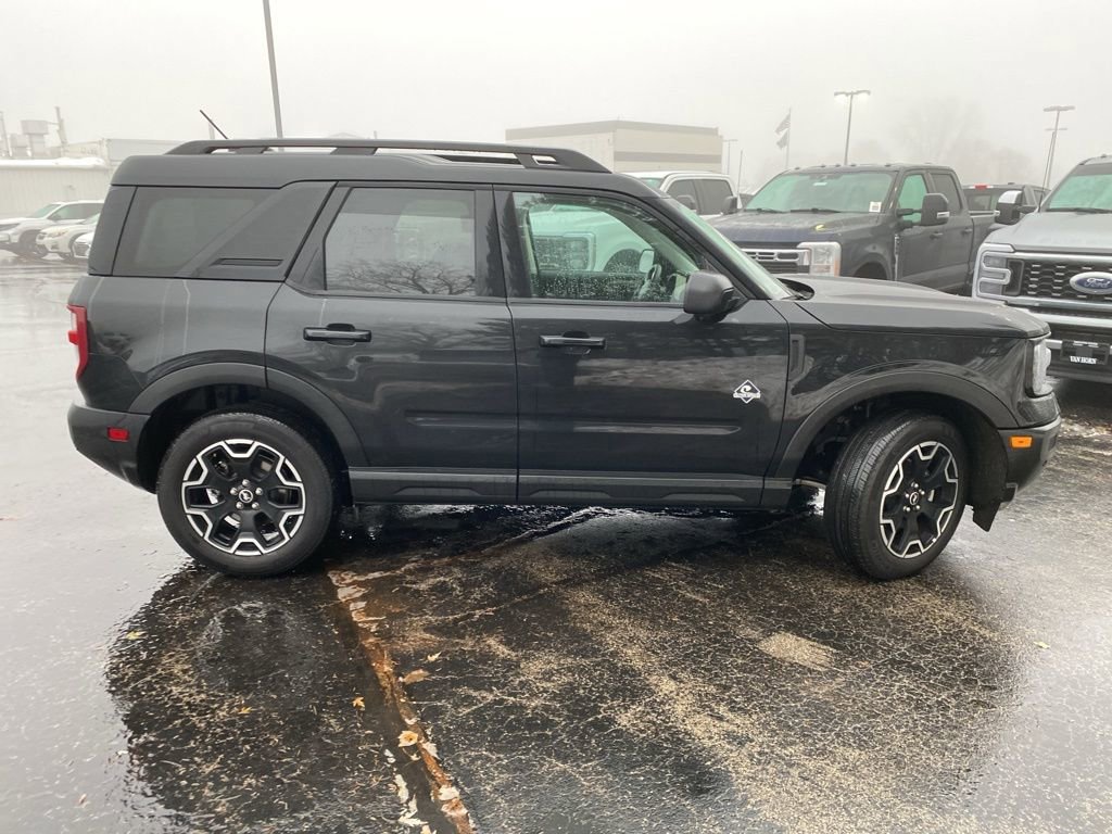 Certified 2025 Ford Bronco Sport Outer Banks w/ Outer Banks Tech Package+ image 2