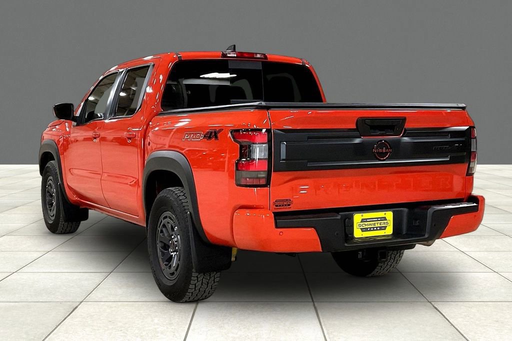 Used 2025 Nissan Frontier PRO-4X w/ Pro Convenience Package image 2