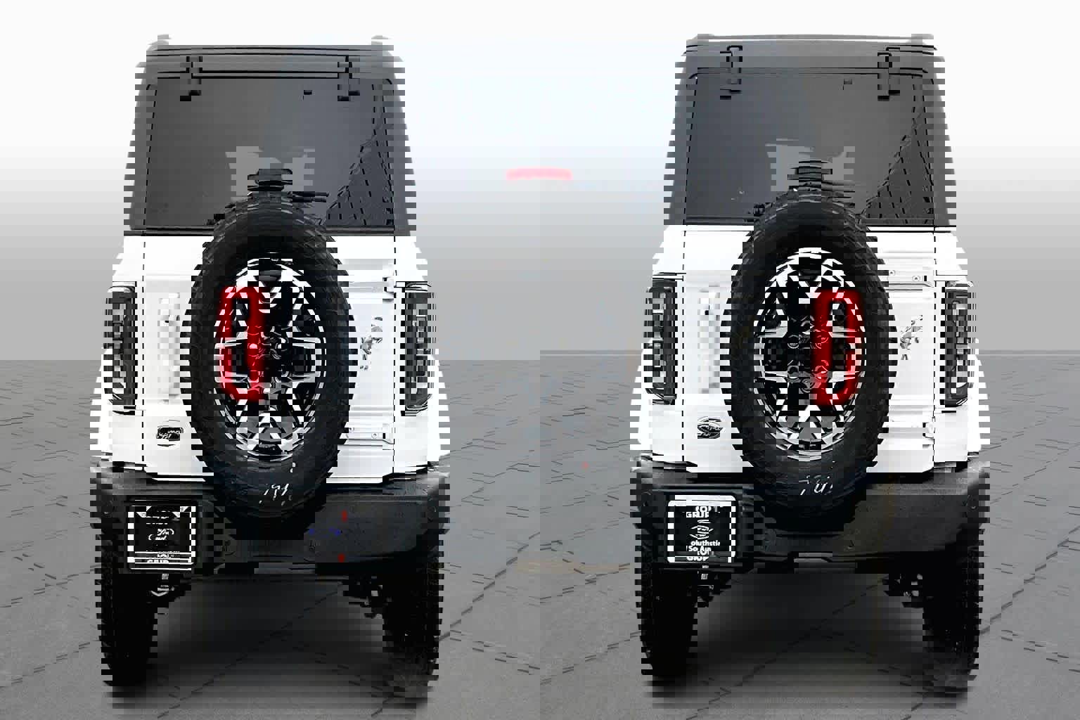 Certified 2025 Ford Bronco Outer Banks image 2