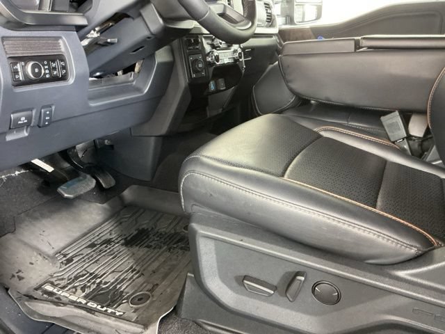 Certified 2025 Ford F350 Lariat w/ Black Appearance Package AWD/4WD image 18