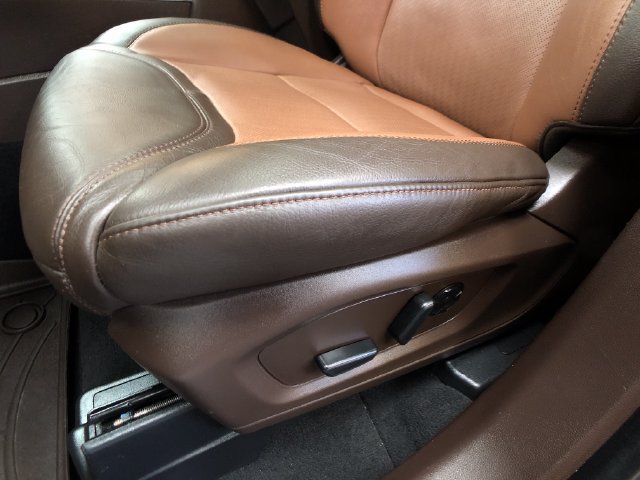 Certified 2022 Ford Explorer King Ranch w/ Premium Technology Package AWD/4WD image 11