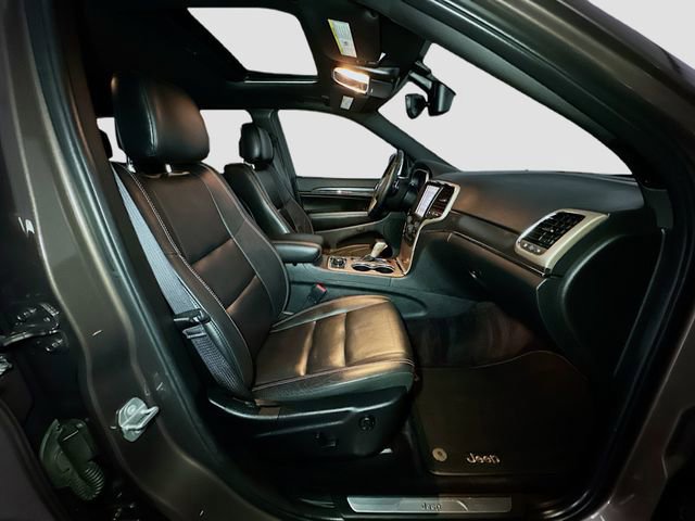 Used 2017 Jeep Grand Cherokee Limited image 24