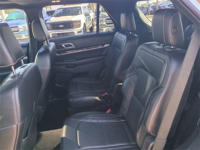 Certified 2018 Ford Explorer Platinum image 14
