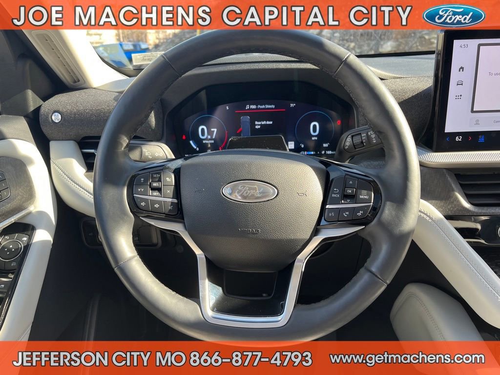 Certified 2025 Ford Explorer Platinum w/ LUX Leather Package image 15