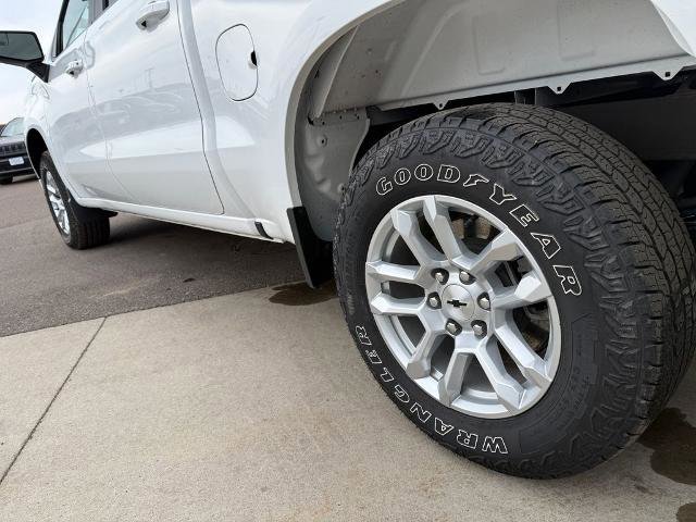 Used 2024 Chevrolet Silverado 1500 RST image 32