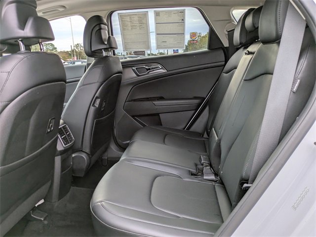 Used 2024 Kia Sportage SX image 14