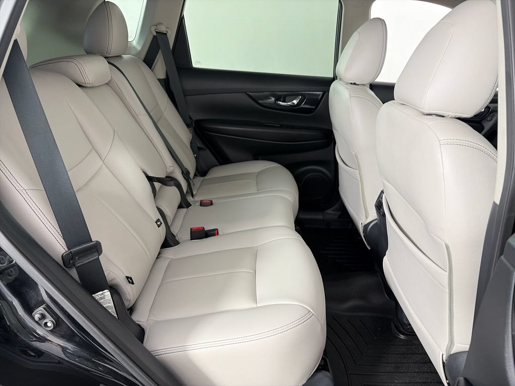Used 2019 Nissan Rogue SL AWD/4WD image 29