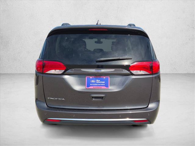 Used 2018 Chrysler Pacifica Touring Plus FWD image 6