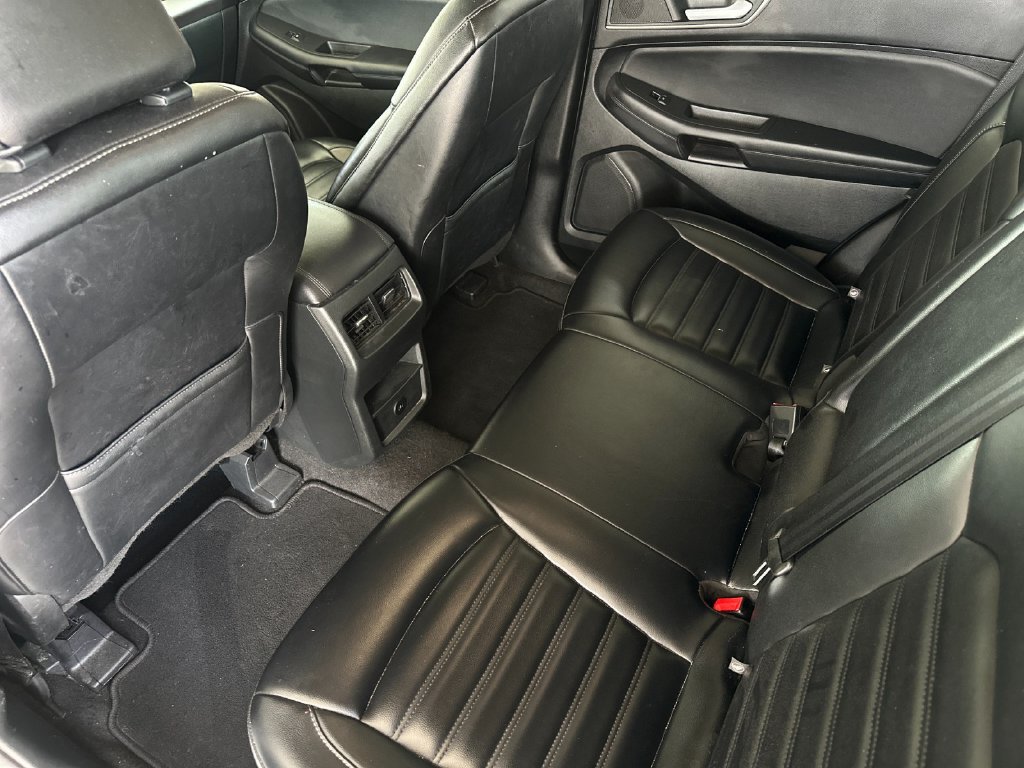 Certified 2024 Ford Edge SEL AWD/4WD image 11
