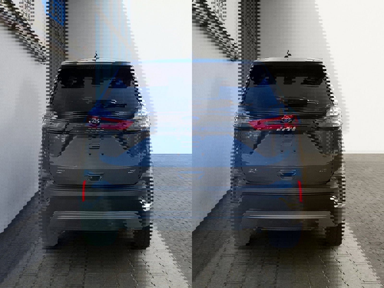 Certified 2022 Ford Edge SEL w/ Convenience Package image 4