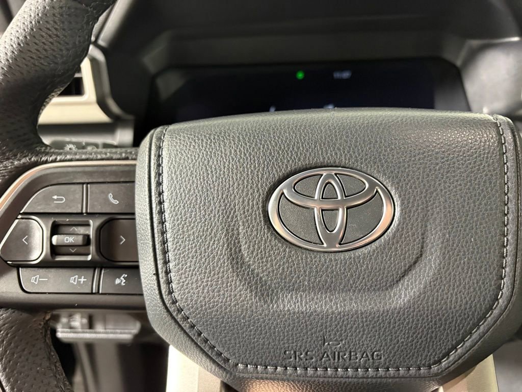 Used 2024 Toyota Tacoma TRD Sport AWD/4WD image 22