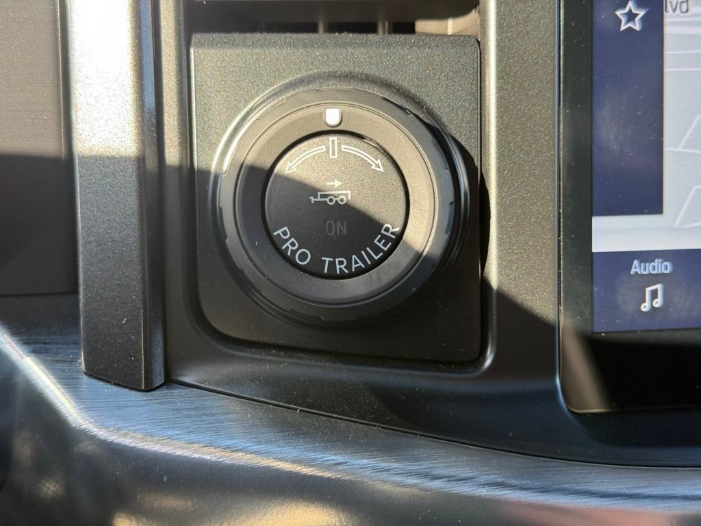 Certified 2023 Ford F150 Lariat w/ Equipment Group 502A High image 21